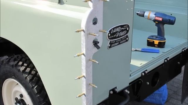 Restoration of a Series IIA Land Rover смотреть онлайн