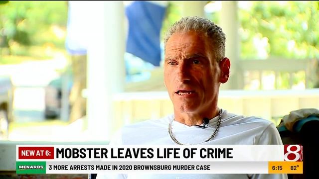 Former New York mobster leaves witness protection program in Indy, faces mafia king father смотреть онлайн