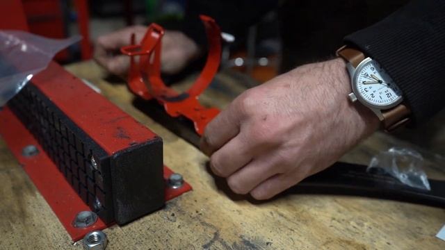 VAC Motorsports Fire Extinguisher Bracket//Safety First in the E36 M3 Build! смотреть онлайн