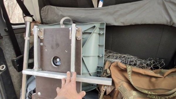 Grouper 335 W в багажнике.