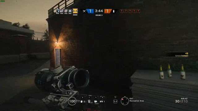 1v5 Clutch Ace as THICC IQ - Rainbow Six Siege смотреть онлайн