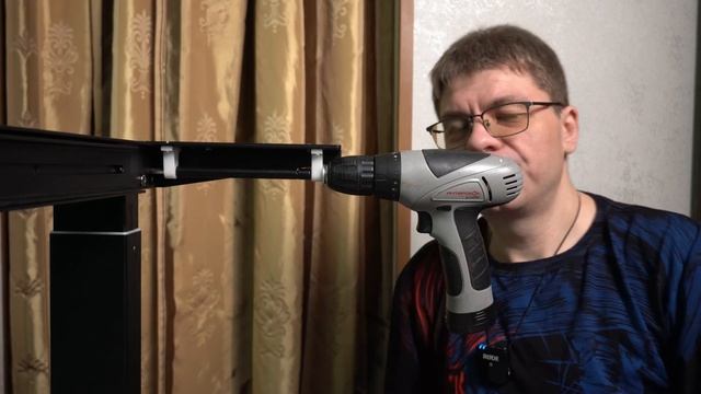 Стол с ПОДЪЕМНЫМ МЕХАНИЗМОМ + электропривод! смотреть онлайн