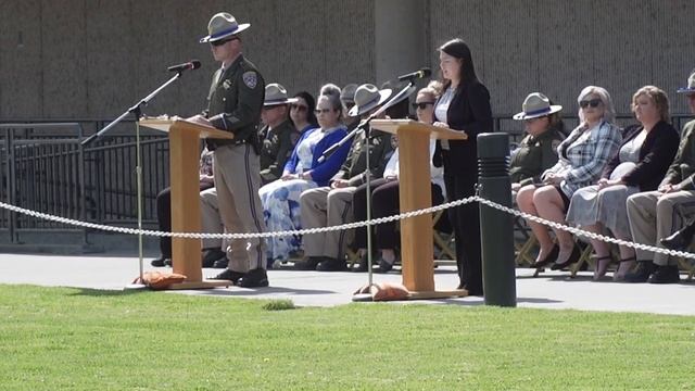Gov. Newsom speaks at CHP memorial ceremony смотреть онлайн