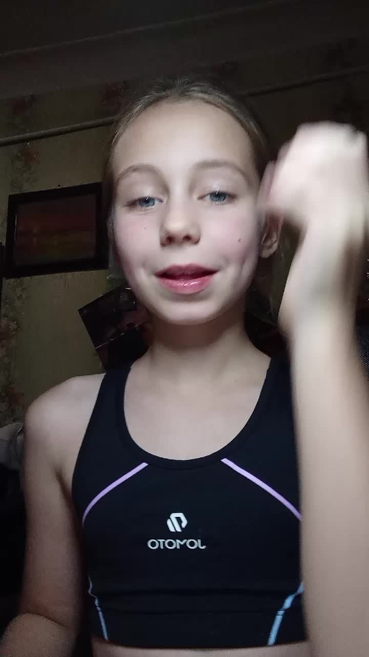 Крис
оооо́ смотреть онлайн