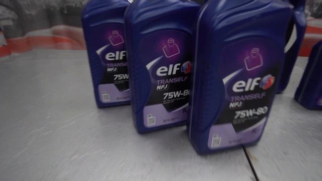 RENAULT DUSTER: первое ТО своими руками. Тизер. смотреть онлайн