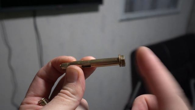 Настенный кронштейн NEEWER для студийного света. смотреть онлайн