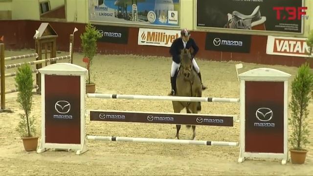 Nindoxello & Hasan Şentürk 10y.Gelding Nintender X Cento 135 CM 24.02.2018 смотреть онлайн