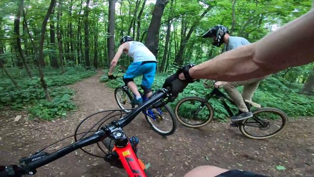 Катаем на mtb в парке Фили / giant reign смотреть онлайн