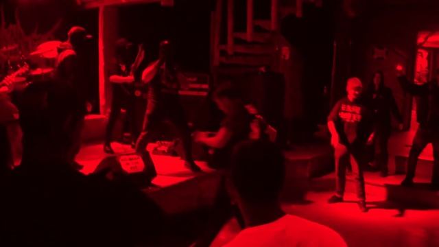 DESPERATE - CROWDKILL (FT. NEVER PREY) / SUFFERING (FT. 6 WEAPONS) [OFFICIAL VIDEO] (2020) SW EXCL смотреть онлайн