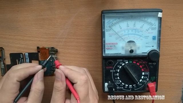 Found a lot of Abandoned ipods | Restoration Destroyed Apple device | Restore broken Ipod смотреть онлайн