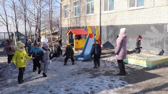 ОДИН ДЕНЬ ИЗ ЖИЗНИ САДИКА смотреть онлайн