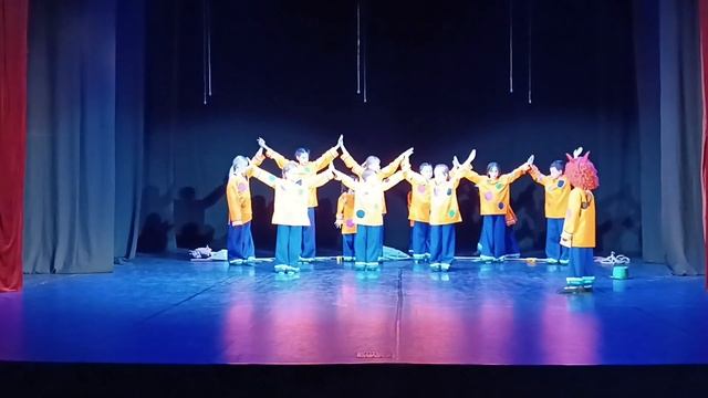 Выступление в ДКЖ. смотреть онлайн