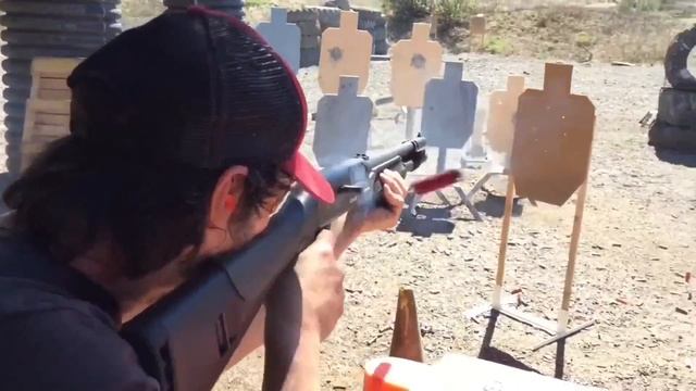 Keanu Reeves 'John Wick 2' Weapons Training смотреть онлайн
