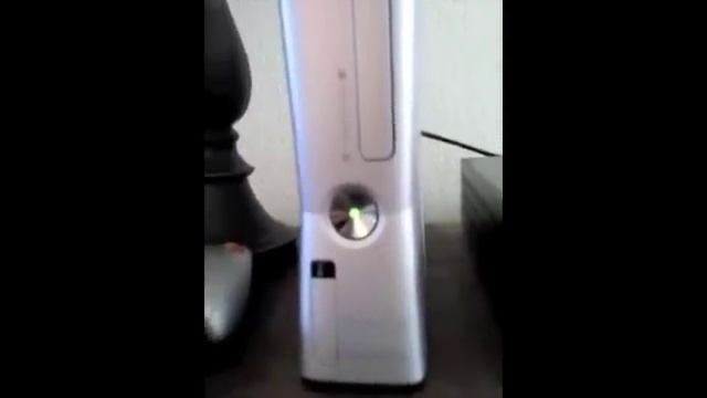 Xbox 360 Halo Reach Edition Part 2: Start up and Disc tray Sounds смотреть онлайн