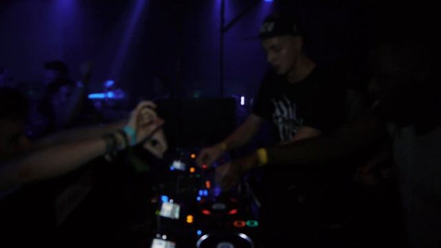 SHIVERZ B2B OBEY @ Antwerp Bass Musik & Quake invite Monsters смотреть онлайн