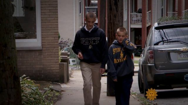 Pittsburgh detective thinks outside the box to help foster kids смотреть онлайн