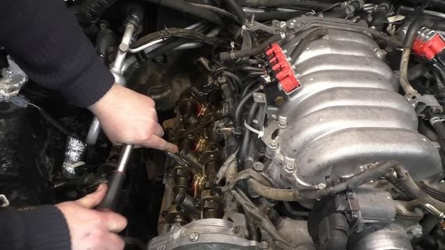 2UZ-FE меняем сальники клапанов и ремень  ГРМ