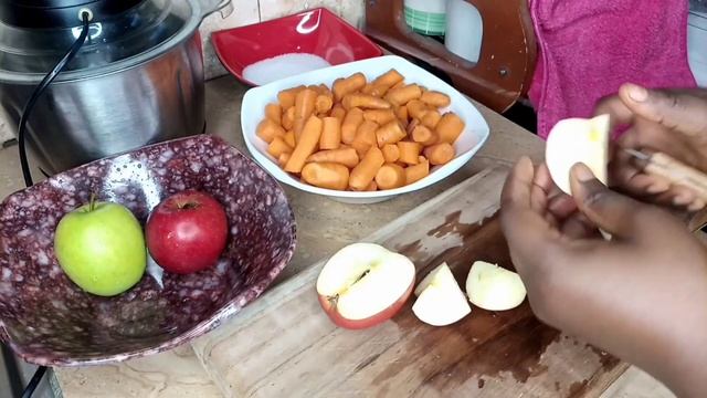 How to Make Fresh Carrot and Apple Juice at Home Without Juicer. смотреть онлайн