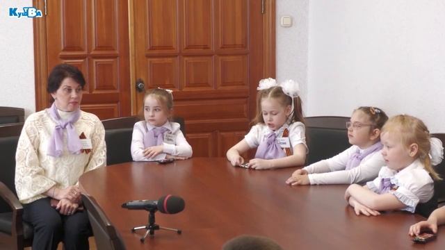 Встреча главы с дошкольниками из 10 детского сада смотреть онлайн