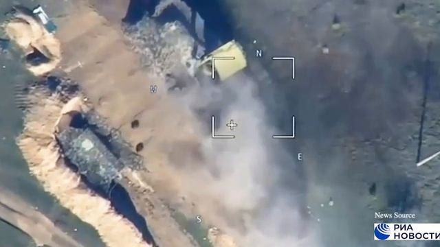 Lancet drone attacks a radar station in Ukraine смотреть онлайн