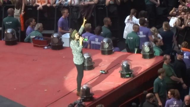 One Direction - Liam + Harry talking Amsterdam 25/06 смотреть онлайн