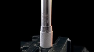 Динамометрический ключ с приводным квадратом 1/2", 28-210 Нм