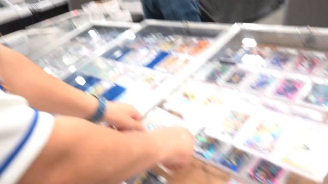 SPENDING 100K AT DALLAS CARD SHOW смотреть онлайн