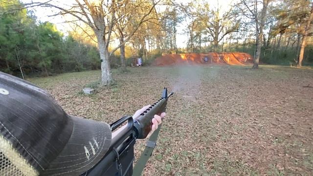 Shooting a COLT/ArmaLite AR-15 Model 601 semi-auto clone смотреть онлайн