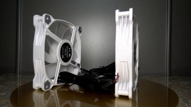 Вентиляторы Thermaltake CL-F098-PL14SW-A ARGB смотреть онлайн