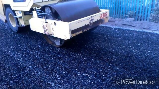 Как нам асфальтировали улицу смотреть онлайн