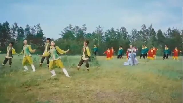 В Якутии презентовали новый клип Айлаары «Саха - Айыы оҕото» смотреть онлайн