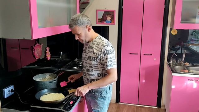 Пеку блины. смотреть онлайн