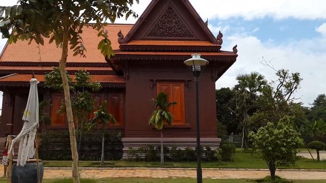Amazing view on Residence of Mr. Chea Sim in Prey Veng, Cambodia 3 смотреть онлайн