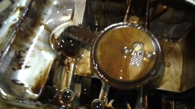 Вскрываем двигатель после промывки Гринолом смотреть онлайн