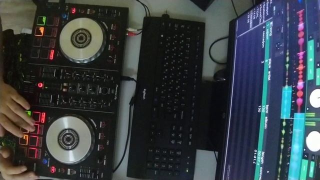 Siberian Sound Mafia (на чиле в студии) смотреть онлайн
