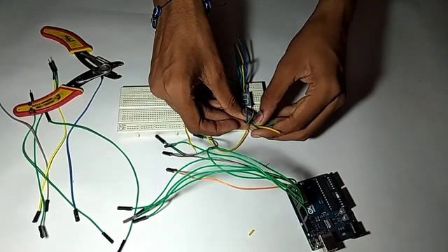 Seven segment display interfacing with ARDUINO with code смотреть онлайн