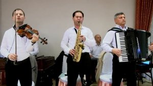 Музика популара молдовеняскэ 👍👍👍😘😘😘Bravo moldovenilor 👍👍👍😘😘😘