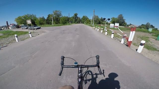На велосипедах до озера Ольша с San Sanich / 50 км на gravel bike смотреть онлайн