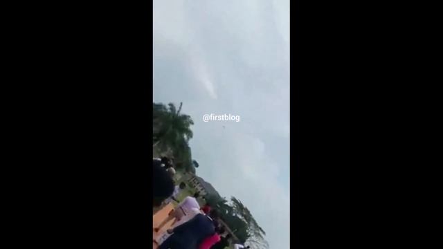 FUTO final year student successfully test runs an aeroplane he built for his project #futo #owerri смотреть онлайн