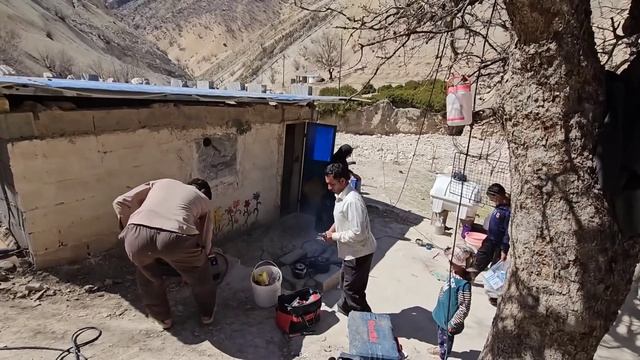Travel to the world of nomadic families in the mountain peaks💡🔫🏔 смотреть онлайн