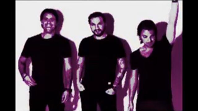 Swedish House Mafia - Greyhound [FAM Bootleg] смотреть онлайн