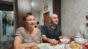 Едем в гости // спасибо сестре //заодно 🎁//