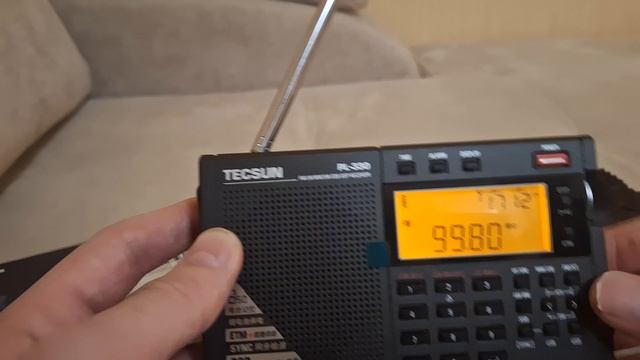 всеволновый радиоприемник Tecsun PL-330 смотреть онлайн