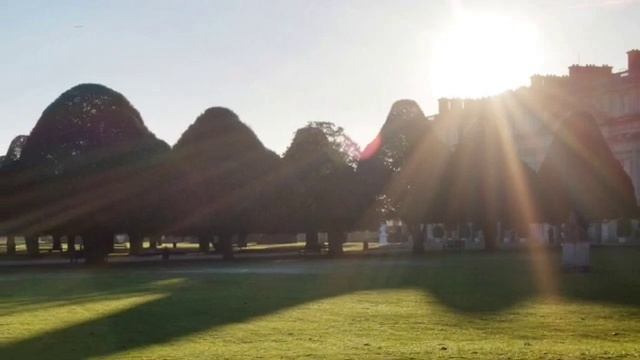 HOW TO SOUND BRITISH - listen to STORY - Birdy's Lost and Found смотреть онлайн