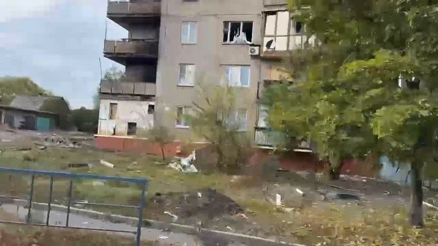 ⚡️СВО 18+ Наши парни едут по центру освобождённого Селидово смотреть онлайн