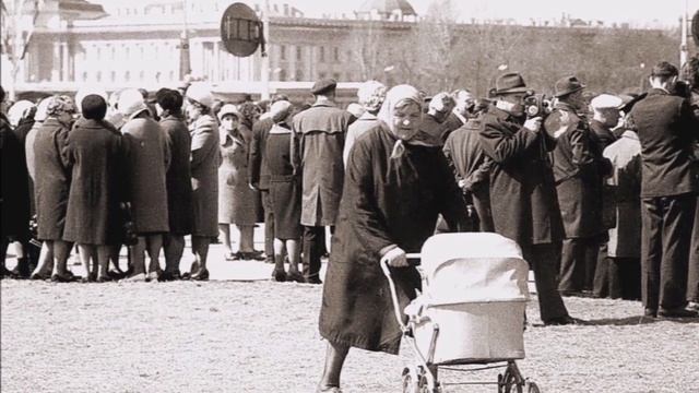 "ЛЕНИНГРАД - ВОСПОМИНАНИЯ ДЕТСТВА" (10) - Фото одноименной группы, музыка - Случайный вальс (минус) смотреть онлайн