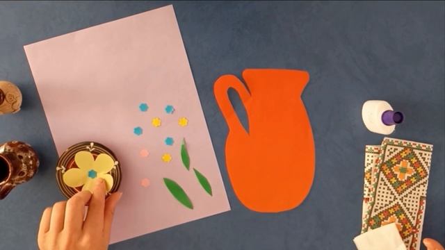 Аплікація "Глечик" (старші групи) - вихователь Свищ Н.В. смотреть онлайн