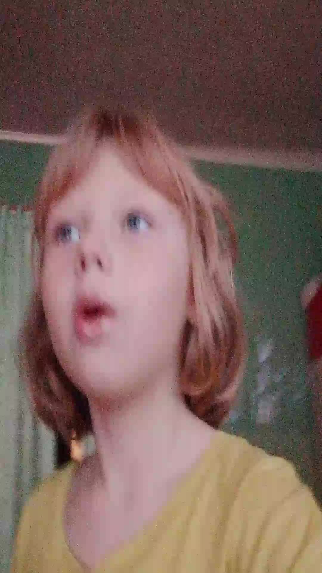 развлекаясь смотреть онлайн