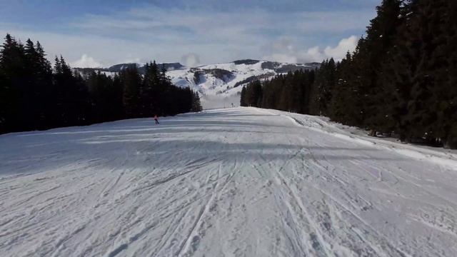 Florian (red 33, 30 & blue 32) - Alpe di Siusi/Seiser Alm (Dolomiti, Italy), February 2024, 4K смотреть онлайн
