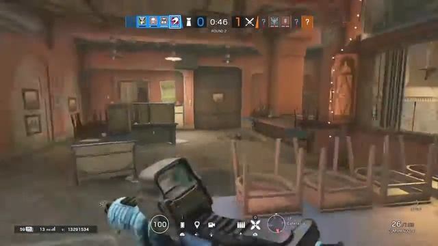 THIS IS HOW YOU USE MOZZIE//RAINBOW 6 SEIGE смотреть онлайн